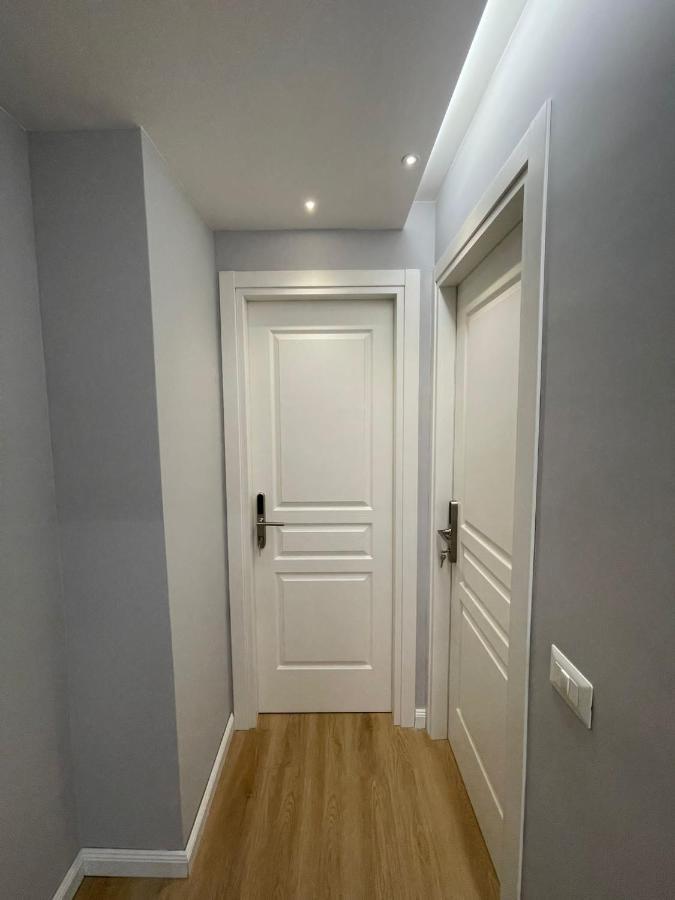 Vomero Suite And Deluxe Room B&B Napoli Exterior photo